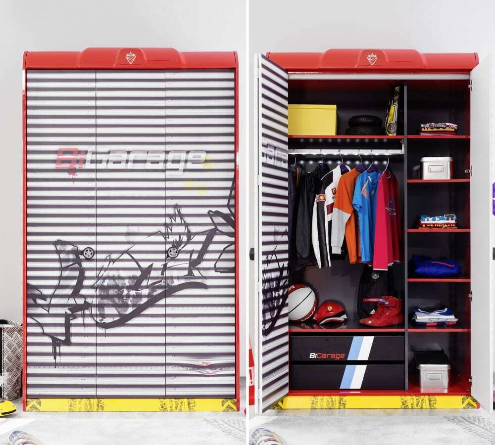 Champion Racer 3D Wardrobe